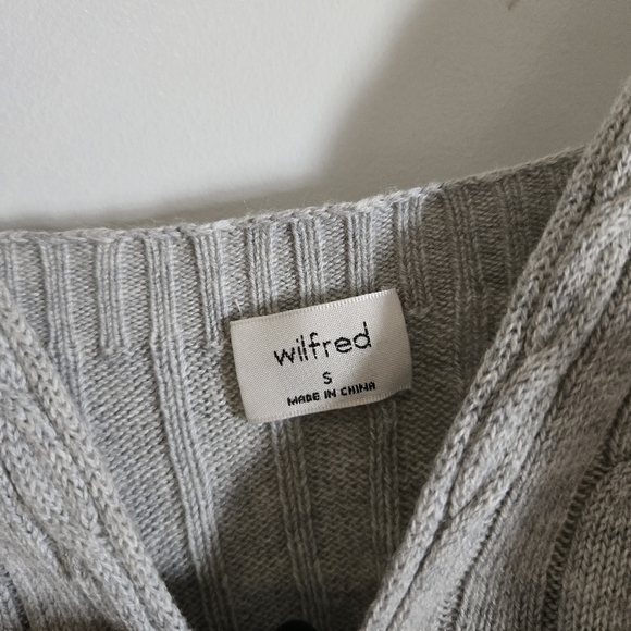 Aritzia wilfred tank, size 6 - Picture 2 of 5